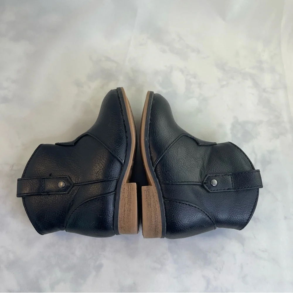 Little girl Black Ankle Boots Western Influence size 5